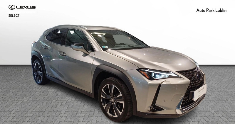 Lexus UX cena 145000 przebieg: 73343, rok produkcji 2020 z Chodzież małe 254